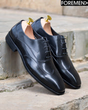 MONTENEGRO | Black Wingtip Oxfords