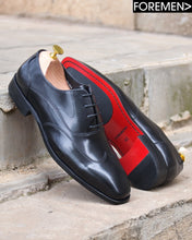MONTENEGRO | Black Wingtip Oxfords