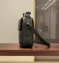 RIO | Black Crossbody Leather Bag